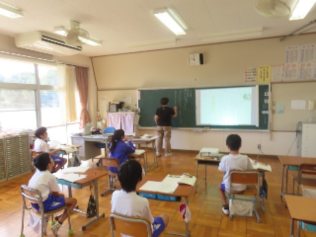 実践・個を育てる力 静岡市立安東小・築地学級の授業 藤岡信勝　編著 実践・個を育てる力: 静岡市立安東小・筑地学級の授業 明治図書出版