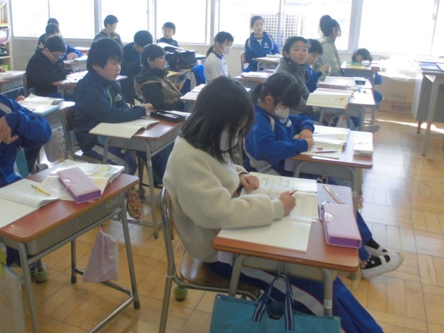 https://10209.schoolweb.ne.jp/1010008/blog_img/232110567?tm=20250228165445