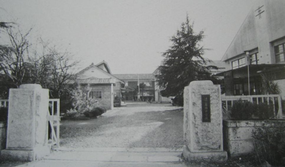 旧藤岡中学校